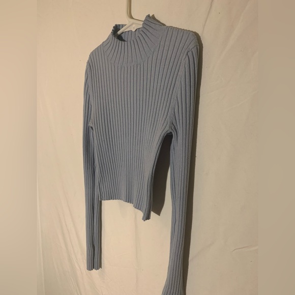 🐋KENDALL & KYLIE Bardot Mock Neck Sweater🐋 - Picture 3 of 6